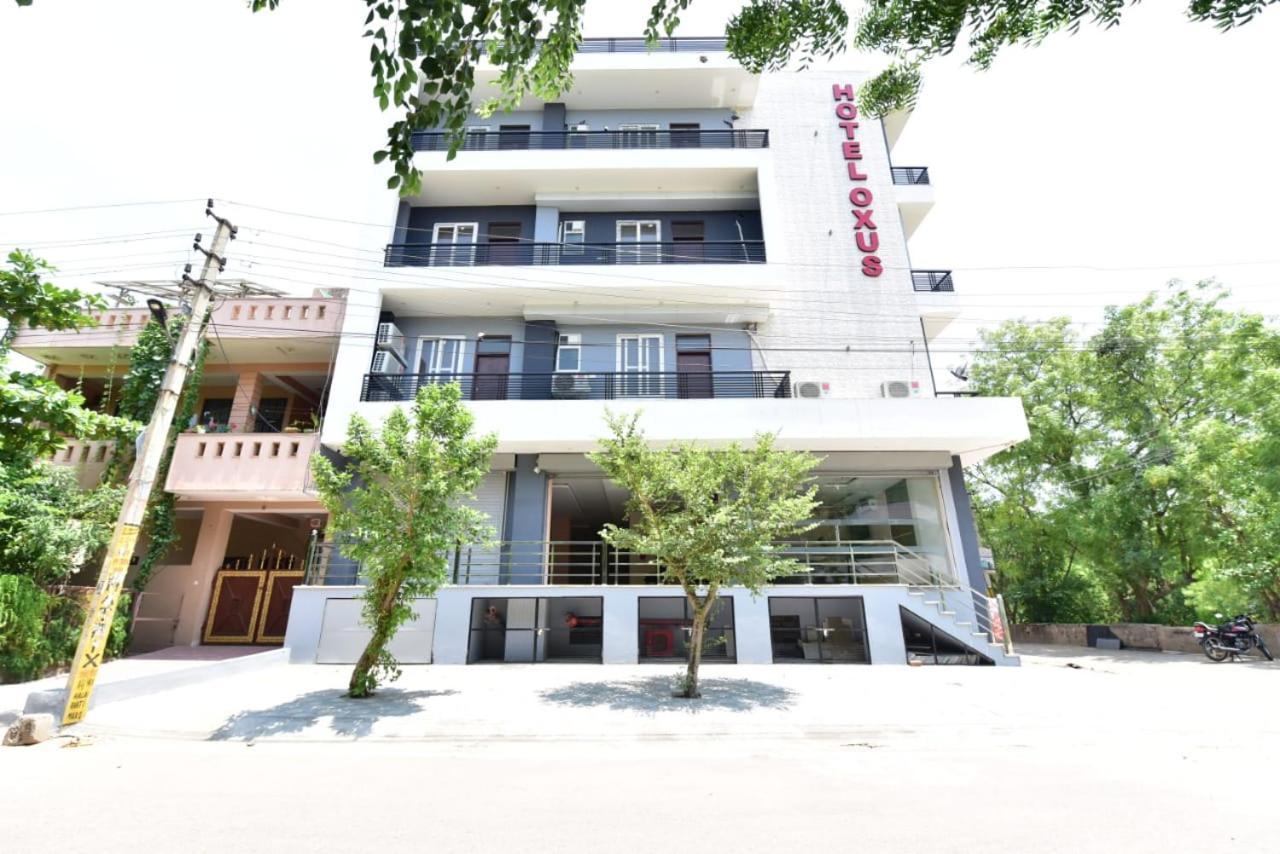 Hotel Oxus ชัยปุระ ภายนอก รูปภาพ